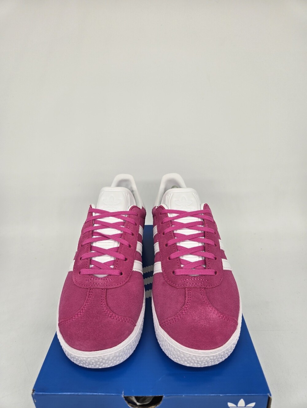 adidas Gazelle IF9801 Semi Lucid Fuchsia Cloud White Shoes Women's Size 7.5 - Picture 2 of 8